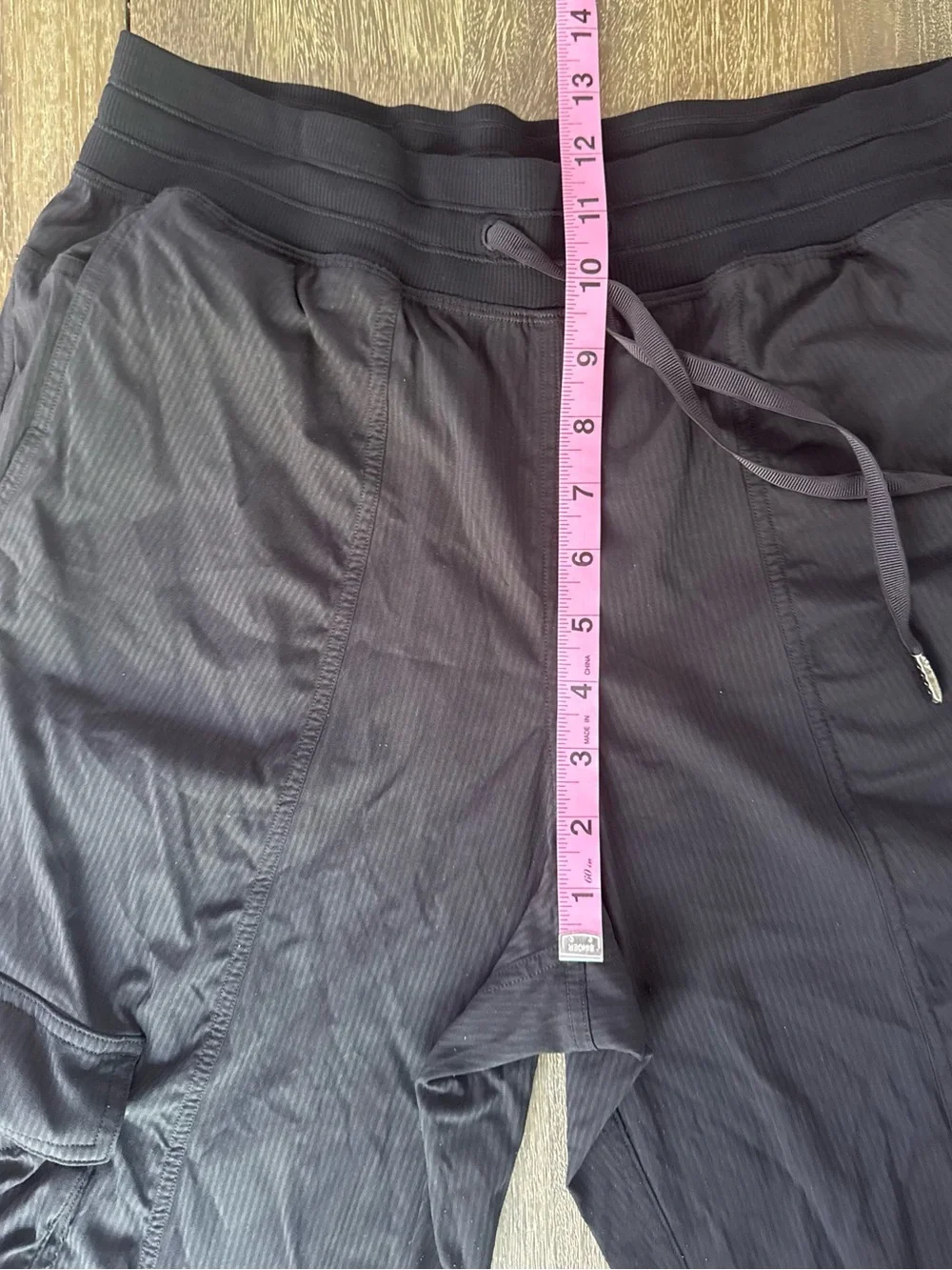 Lululemon Dance Studio Relaxed Fit Mid Rise Cargo Jogger Black M Casual Athletic